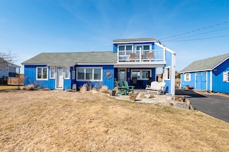 55 Seaside Ave, Guilford, CT 06437