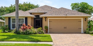2570 Stratford Pointe Dr, Melbourne, FL 32904