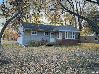 101 W Barsi Blvd, Macomb, IL 61455