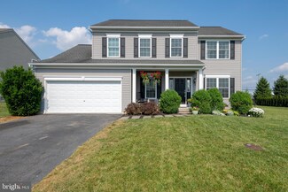 416 Sweetwater Dr, Palmyra, PA 17078