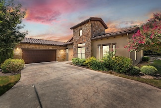 404 Amiata Ave Unit 34, Lakeway, TX 78734