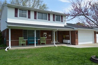 23429 Myrtle St, Clinton Township, MI 48036