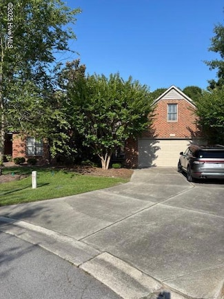 411 Village Green Ct, Trent Woods, NC 28562