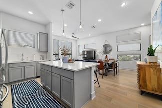 2050 Lohmans Spur Rd Unit 2301, Lakeway, TX 78734