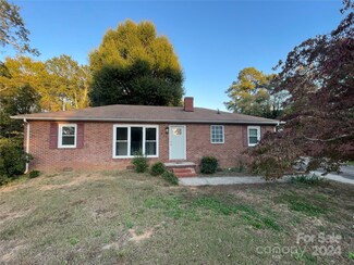 910 N 11th St, Albemarle, NC 28001