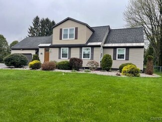 4717 NE Townline Rd, Marcellus, NY 13108