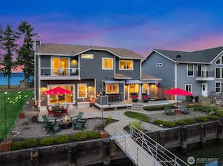 493 N Beach Dr, Port Ludlow, WA 98365