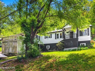 1900 Mountain View Ave, Kingsport, TN 37664