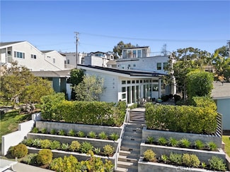 706 Poinsettia Ave, Corona Del Mar, CA 92625