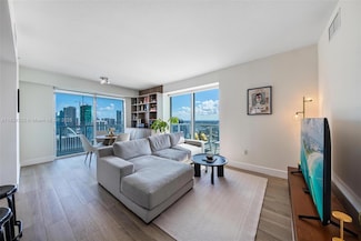 1900 N Bayshore Dr Unit 4111, Miami, FL 33132
