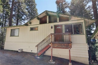 24514 Albrun Dr, Crestline, CA 92325