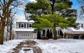 1491 Edgefield Rd, Cleveland, OH 44124