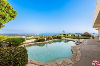 16705 Charmel Ln, Pacific Palisades, CA 90272