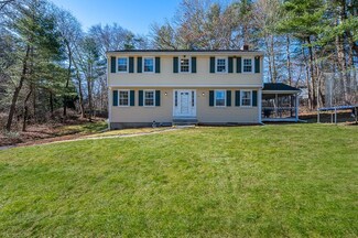 22 Hemlock Ln, Acton, MA 01720