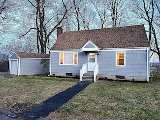 37 Plateau Cir, West Springfield, MA 01089