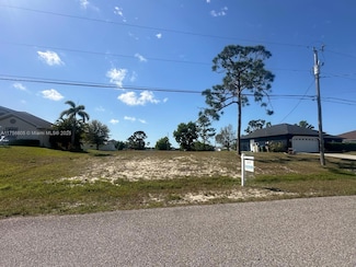 2424 NW 28, Cape Coral, FL 33993