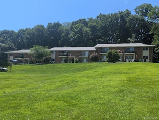 675 U S 6 Unit F 12, Mahopac, NY 10541