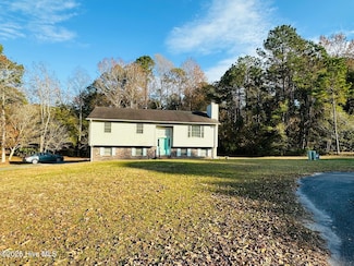 4015 Forest Lake Dr SW, Shallotte, NC 28470