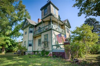 464 W Decatur St, Decatur, IL 62522