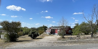 538 County Road 4510, Hondo, TX 78861