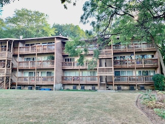 5880 Forest View Rd Unit B, Lisle, IL 60532