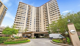 3525 Sage Rd Unit 608, Houston, TX 77056