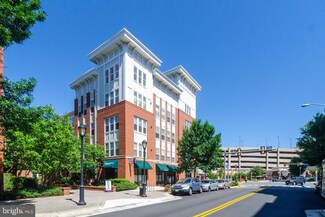 2665 Prosperity Ave Unit 301, Fairfax, VA 22031