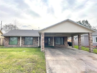4822 Meadow Park Dr, Houston, TX 77048