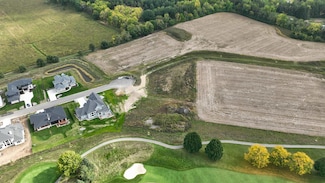 4920 Home Stretch Dr, Waunakee, WI 53597