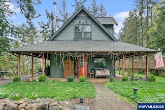 823 Terrace Dr, Scotts Mills, OR 97375