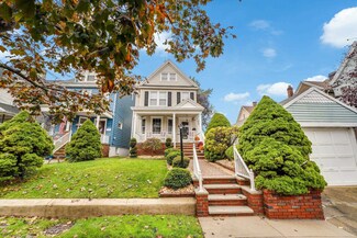 135 Humphrey Ave, Bayonne, NJ 07002