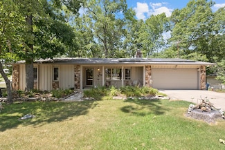 111 Vin Villa, Forsyth, MO 65653