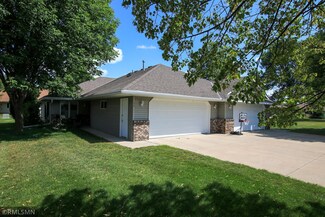 55 Orchard Ave SE, Hutchinson, MN 55350