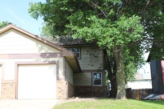 1207 S Longfellow St, Wichita, KS 67207