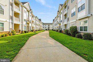 122 Lionheart Ln, West Deptford, NJ 08086