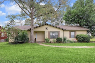 220 Wendys Way, Trinity, TX 75862