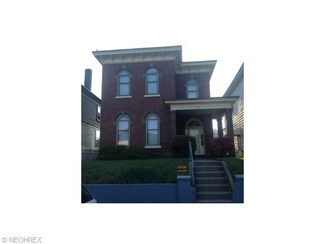 713 S 4th St, Martins Ferry, OH 43935