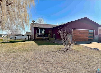 1605 E 71st St N, Sioux Falls, SD 57104