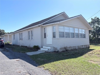 2320 Crest Dr, Haines City, FL 33844