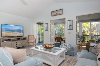 1215 Winding Oaks Cir E Unit 408, Vero Beach, FL 32963