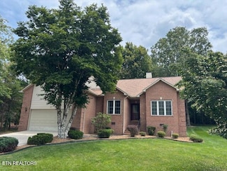 141 Forest Hill Dr, Crossville, TN 38558