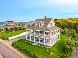 9 Longbranch Ave, Rockport, MA 01966
