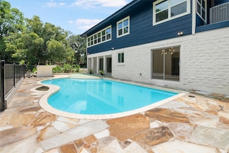 3119 Avenue H, Bay City, TX 77414