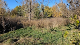 601 S Pine St, Zearing, IA 50278