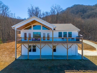 137 Enchanted Mountain Cove, Franklin, NC 28734