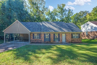 3475 E Rolling Woods Dr, Memphis, TN 38128