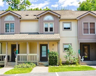 302 Northslope II Rd, East Stroudsburg, PA 18302