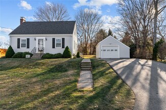 70 Broadview Ave, Cumberland, RI 02864
