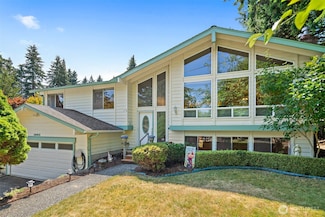 19611 30th Ave NE, Shoreline, WA 98155