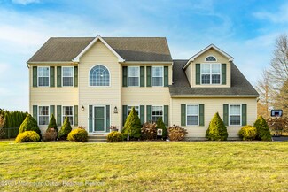 306 Fieldcrest Dr, New Egypt, NJ 08533